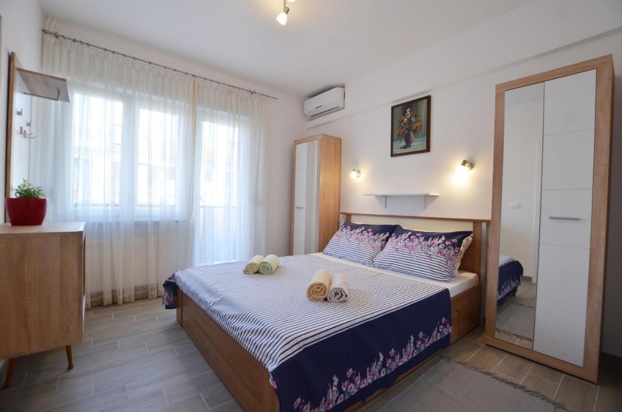 Katy Apartment Ровінь Екстер'єр фото